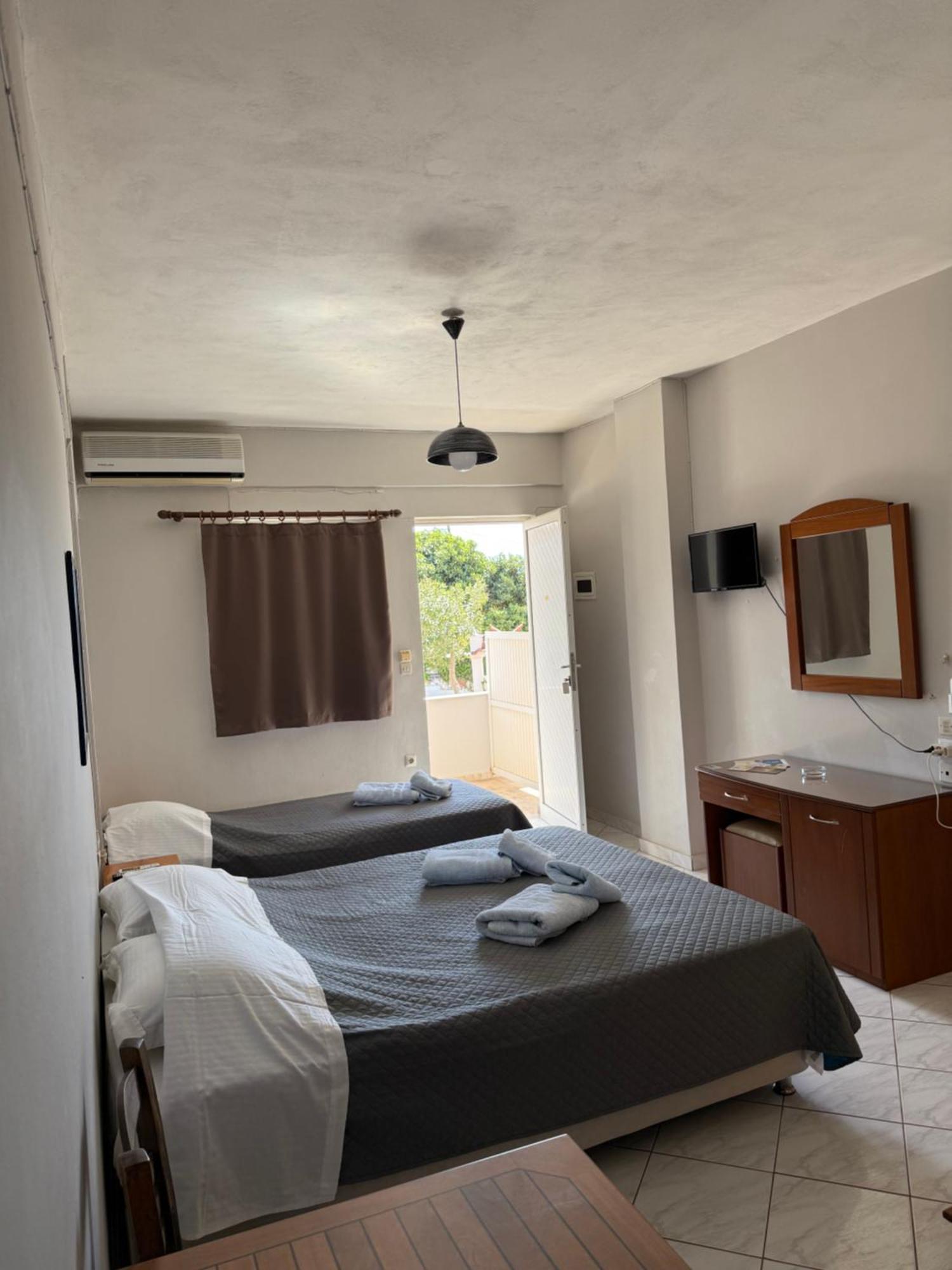 Vias Hotel Neápolis Kültér fotó