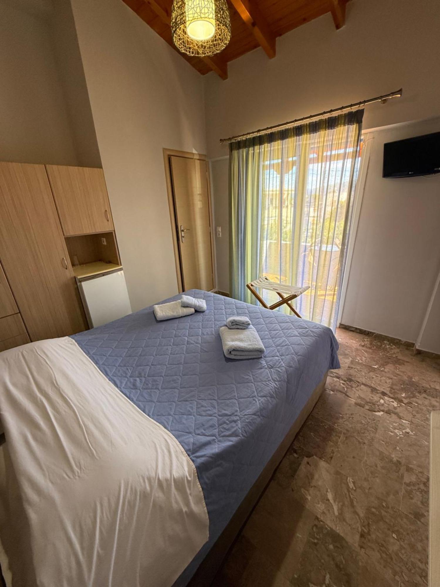 Vias Hotel Neápolis Kültér fotó