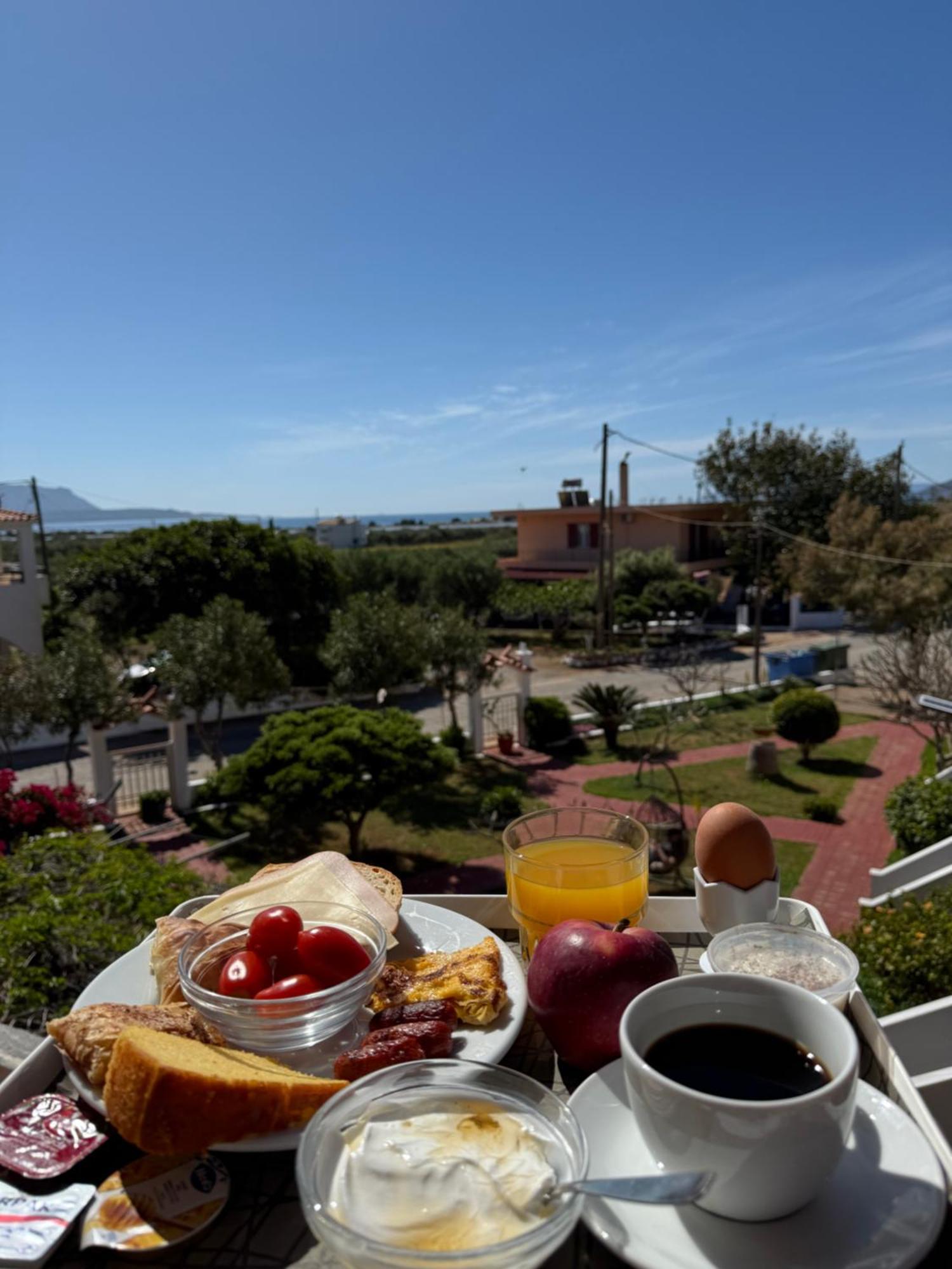 Vias Hotel Neápolis Kültér fotó